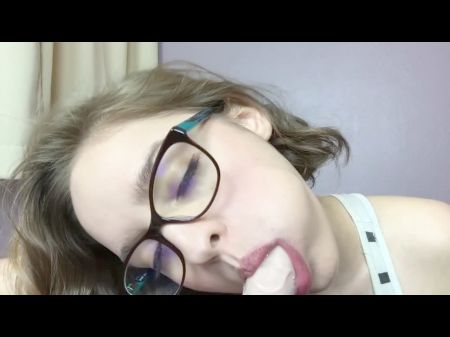 Livecam Nerdy  immature Plays with Fake Penis