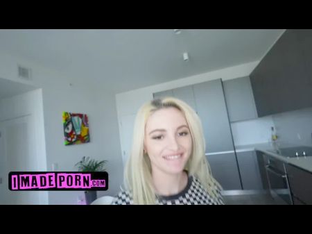 Petite Blonde Babe Lola Fae介绍她在纹身完美的身体覆盖着我们的幸运螺柱