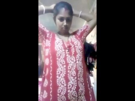 tamil amazing aunty demonstrating her amazing bod in video call