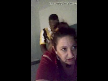 Middle-aged Pawg Gets Bbc To Dump A Ball Sack At Dave & Buster