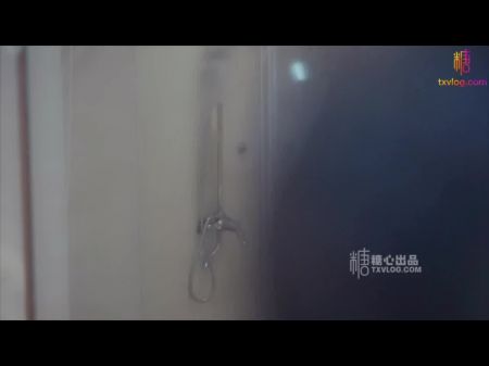 Hotel Girlfriend Played By Cleaning Staff