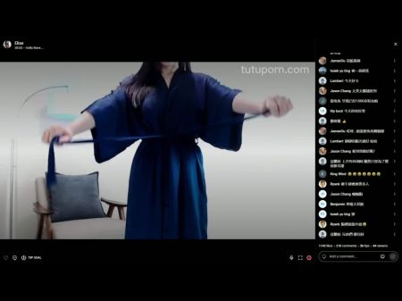 完美老婆 兔兔perfect Asian Girlfriend In Blue Silk Dress Taunting You On Livestream