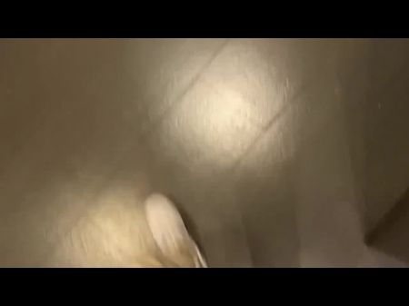 Messy Tenn Slender Mega-bitch Meets A Customer In Motel
