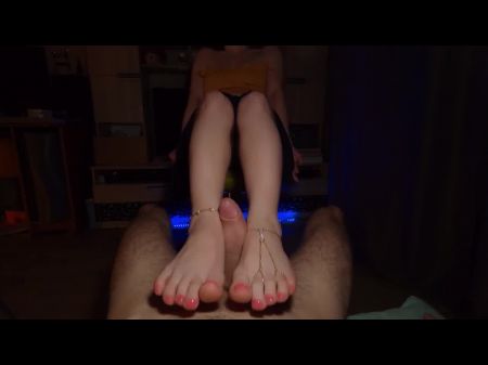 Night Footjob With Pink Toes - Xxximmy