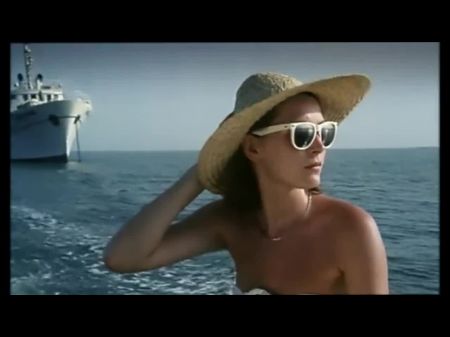 Cynthia van Damme Emmanuelle的魔法，色情F1 