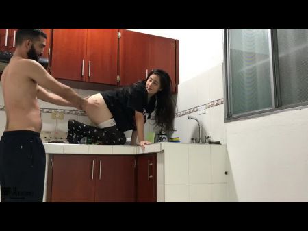 Banging In The Kitchen Of My Palace While My Stepfathers Are Lounging Down - Pornography In Spanish