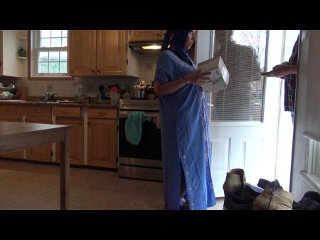 Real Inexperienced Cheating Wife Gives Rimjob To Legal Year Old Delivery Man