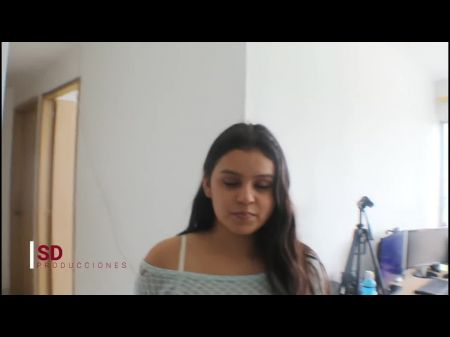Encuentro mi hermanastra con otro hombre y pongo un precio en mi silencio - Melaniec - Porn español 