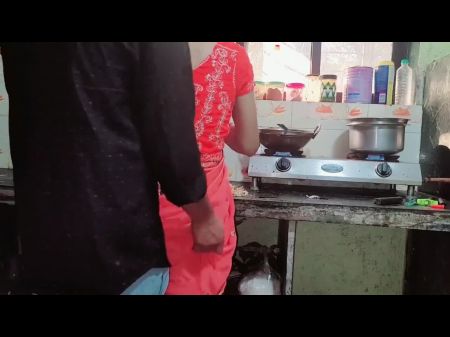 Kitchen Me Kam Karate Samy Bhabhi Ko Sahab Ne Chod Diya Rough Fucking