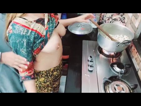 Wifey Anally Screwed In Kitchen While She Is Active Cooking