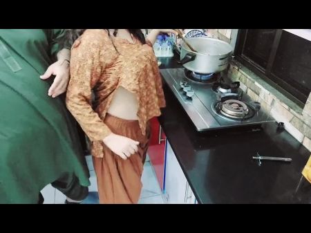 Desi Housewife Shagged Roughly In Kitchen While She Is Cooking With Hindi Audio