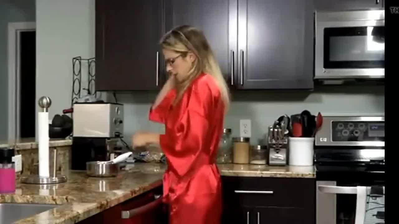 Son In Law Quickie Step Mom In Kitchen Total Exciting Hd Porn 3e 