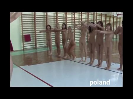 Undressed Gals Group Around The World , Free Porn 47
