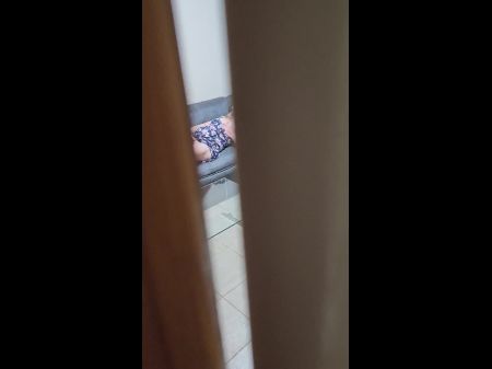 I Came Home Early And Caught My Stepmother Jerking Off And She Reached An Orgasm Four Time In A Duo Of Minutes