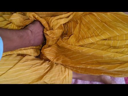 Hot Desi Indian Village Maid与房间老板第2部分Clear Hindi Audio很难