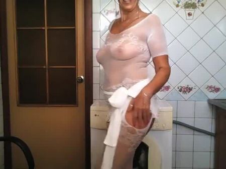 Amazing Housewife: Free Porn Vid 6f -