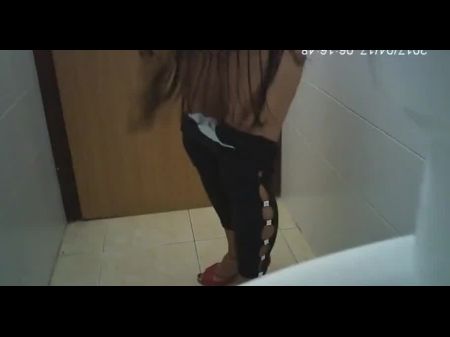 Wc Spy: Free Porno Video E8 -