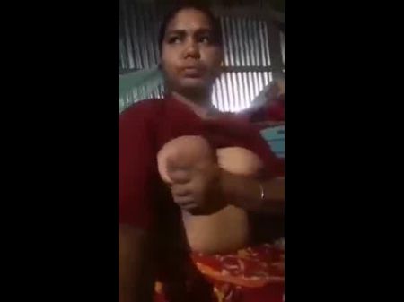 Unsatisfied Bangladeshi Married Paki Bhabhi Demonstrating Herself