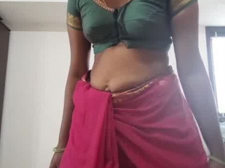 Swetha Desi Tamil Wife Saree De-robe Flash , Porno Ab