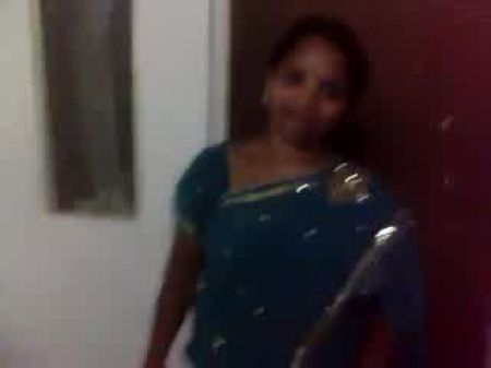 Telugu Srilatha Aunty , Free Porno Flick 99