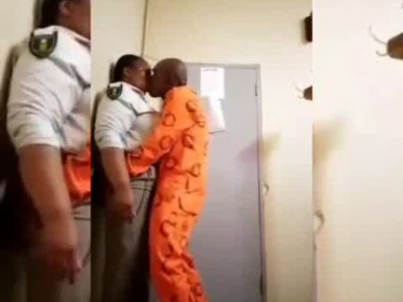 السجن: فيديو إباحي مجاني 25 