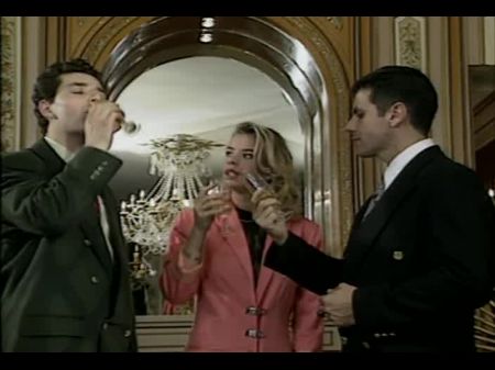 Напряжение в доме кожи 1993 Франция Полное видео Dvd 