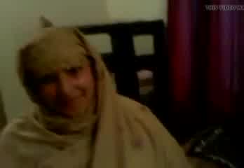 باكستان خادمة Housemaid Show Boobs ، Free Porn Video 01 ...