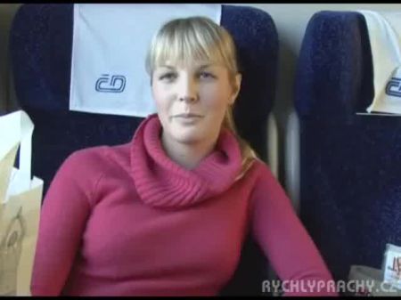 الجنس العام في قطار ، فيديو إباحي مجاني 