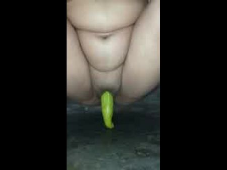 Desi Girl tentando pepino em sua buceta direita: pornô a5 