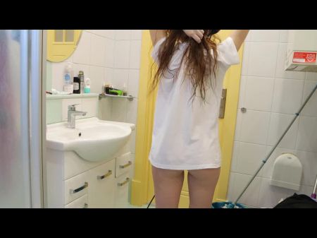 I Secretly Sight At The Twat Of A Young Stepmom While She Dries Her Hair Annahomemix
