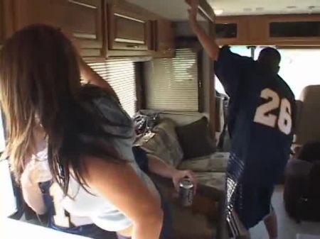 Stunning Women Dicked And Creamed After Getting Gang Dicked In The Bus
