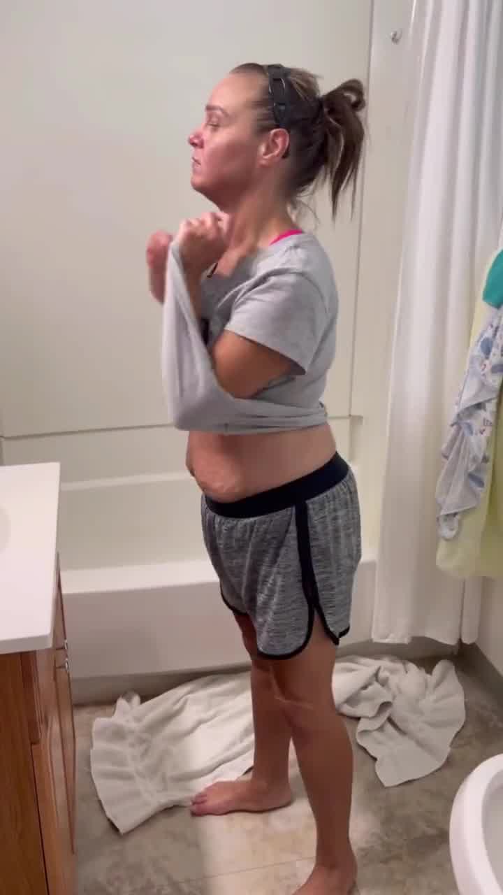 Middle Aged Marie Undressing And Opening Up Her Butt And Cootchie For