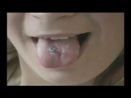 Gepierctes Teenager Das Erste Mal Vor Der Kamera: Free Porno 6d