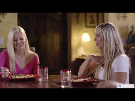 Charlotte Stockely y Aidra Fox quieren el coño de Elena Koshka 