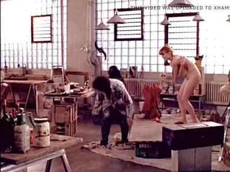 Laura Linney - Total Frontal Undressed In Maze Vignette From 2000