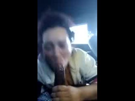Oops Caught While Giving Blowjob In The Car: Free Porn B9