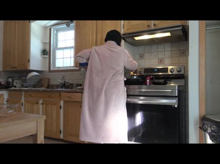 Homemade Arab Wifey Doggystyle Sexual Intercourse In The Kitchen: Porno B7