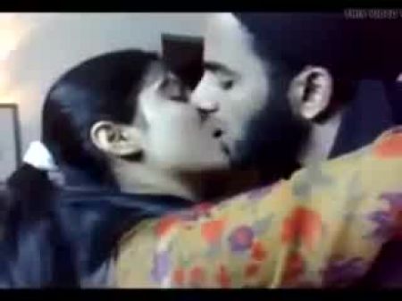Guy Pakistani Molvi beija namorada, pornografia 90 