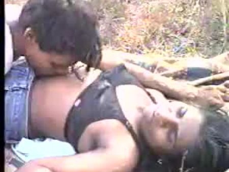 Секс в открытом воздухе 1 ​​Индийский, бесплатный секс индийский порно видео 