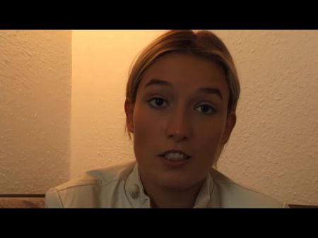 Junge Perfekte Blondine Fingert Sich Beim Casting Und Bekommt Mega Orgasmus 