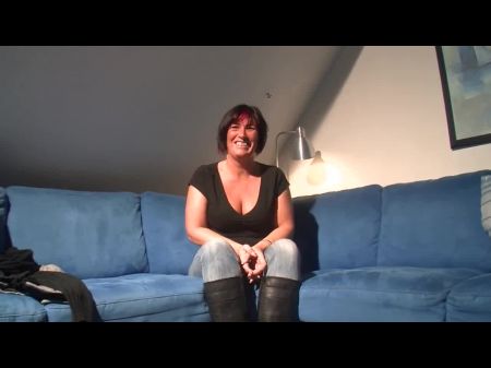 Milf fick ihre Muschi beim Dreharbeiten in meiner Muschi 3 4 