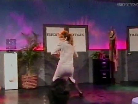 Vintage 80er Jahre Sekretär Dessous Striptease: Kostenloser HD -Porno 21 