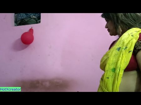 Freundin erlaubt ihrem Freund für verdammte heiße Hausbesitzer Tante Hindi Reality Sex 