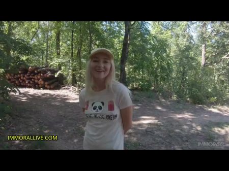 Vater & Stiefsohn Tag Team Girl Lost in Woods: Kostenloser Porno F2 