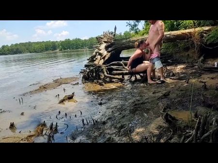 Stout Culo Nasty Wifey Creampied Fucking In The Mud: Pornography 65