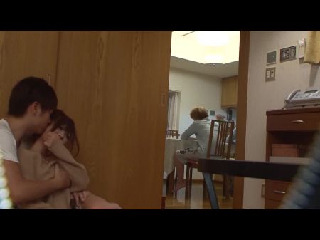 La casa de los padres de PT3 Haruki Satou es visitada inesperadamente, finjo ser un novio y decide quedarse 