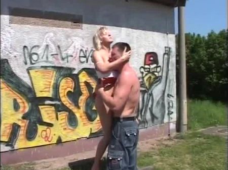 This Deviant Tramp Gets Her Clean-shaved Pussy Drilled In Public By Her Beau