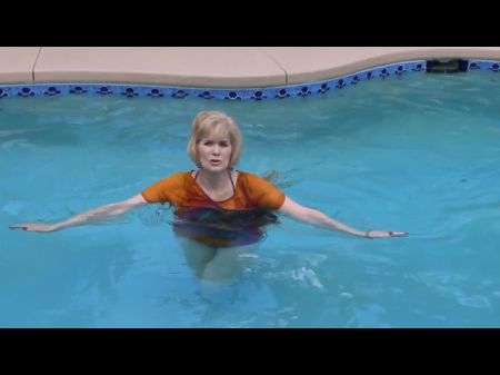 Mature In The Pool: Free Mature Hd Porn Movie 24