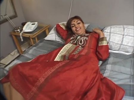 Nymphos Of New Delhi - India - Chapter 02: Hd Porno Dd