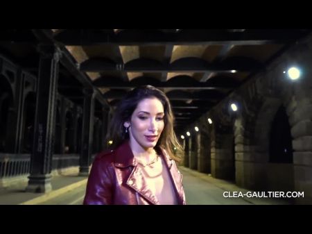 与Clea的夜晚：新的红色管高清色情视频93 